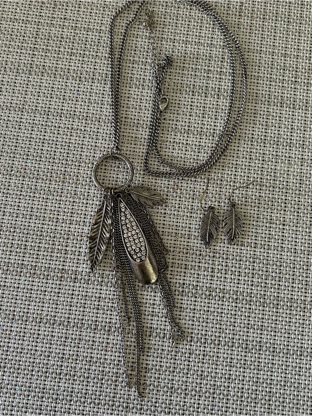 Silver Tone Feather Pendant Necklace with Matching Earrings